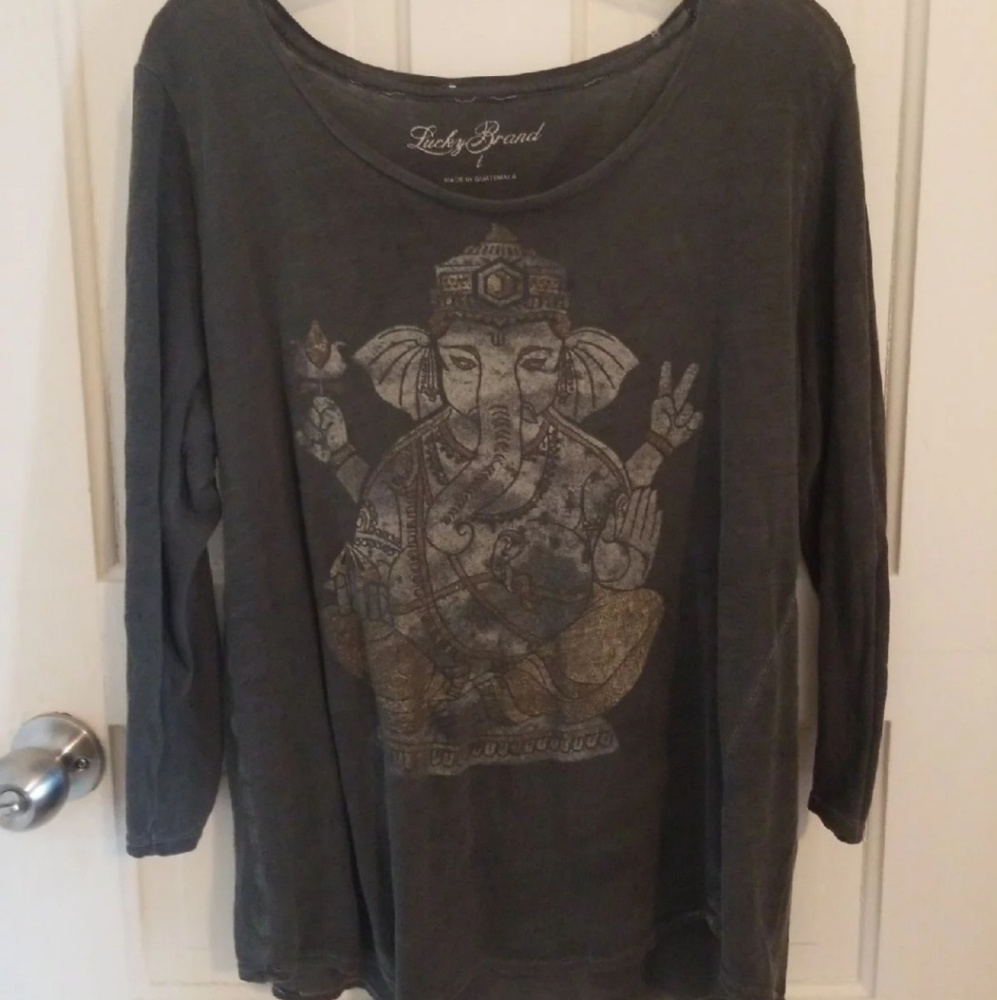 Lucky brand Elephant top